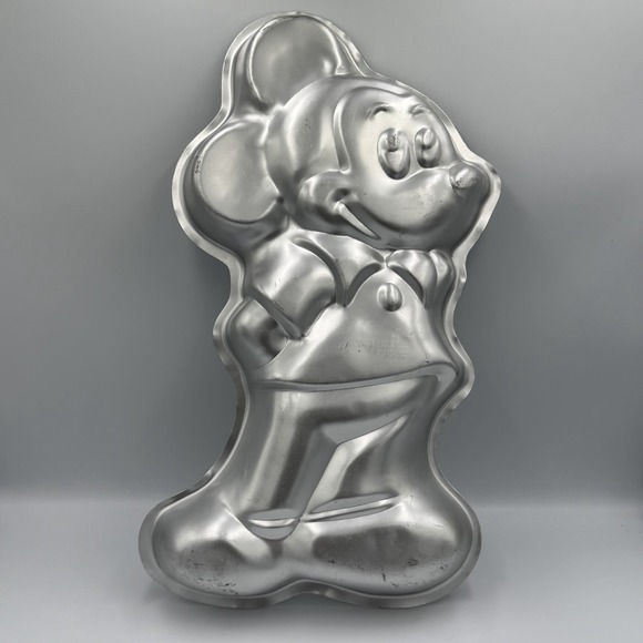 Wilton & Disney Other - VTG 1978 Wilton Mickey Mouse Cake Pan Disneyana Aluminum Mold